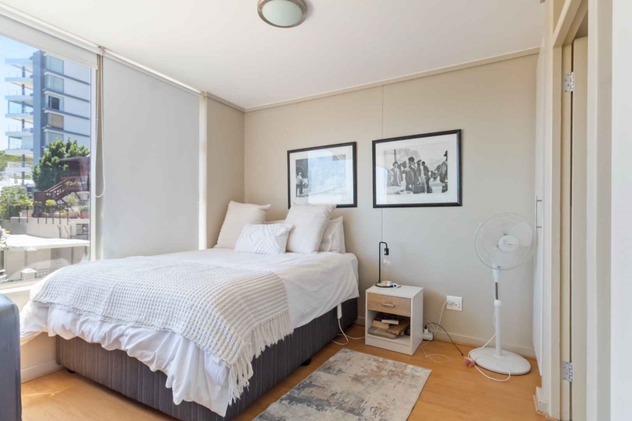 2 Bedroom Property for Sale in Sea Point Western Cape